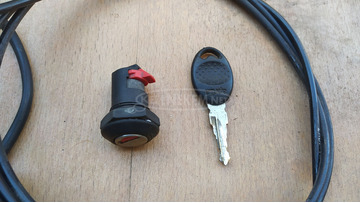 Aprilia Scarabeo 125 - 200 gyújtáskapcsoló