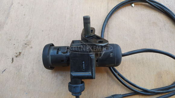 Aprilia Scarabeo 125 - 200 gyújtáskapcsoló - 4/10