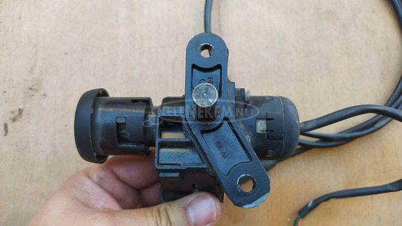 Aprilia Scarabeo 125 - 200 gyújtáskapcsoló - 5/10