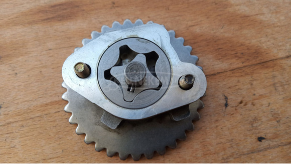 Aprilia Scarabeo 125 - 200 olajpumpa - 6/7