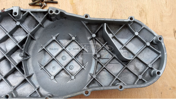 Aprilia Scarabeo 125 - 200 kuplung fedél - 9/9