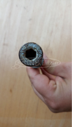 Aprilia Scarabeo 125 - 200 első keréktengely - 4/5