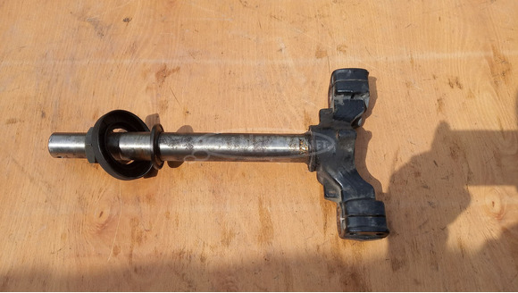 Aprilia Scarabeo 125 - 200 T szár kormányszár kormányoszlop - 1/9