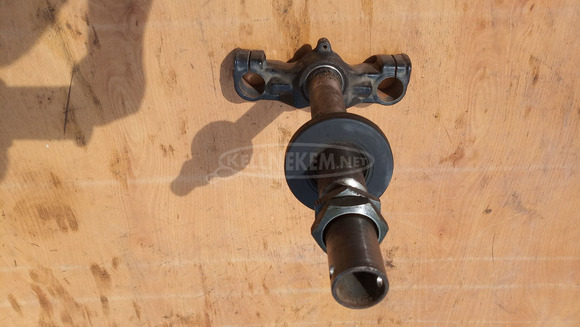 Aprilia Scarabeo 125 - 200 T szár kormányszár kormányoszlop - 8/9