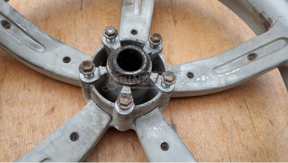 Aprilia Scarabeo 125 - 200 hátsó felni 16