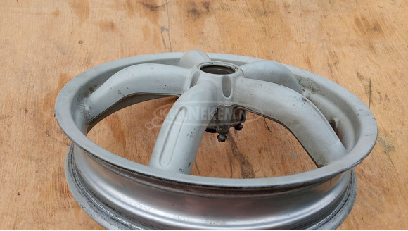 Aprilia Scarabeo 125 - 200 hátsó felni 16