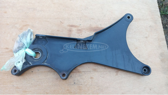 Aprilia Scarabeo 125 - 200 hátsó lengőkar - 1/7