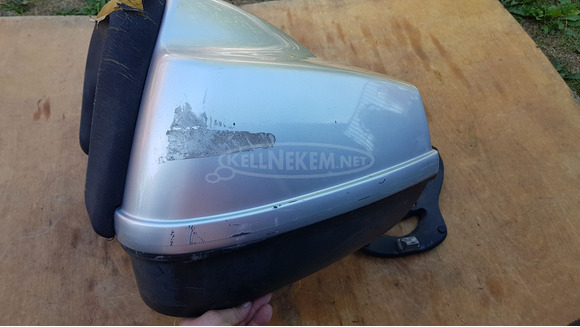 Aprilia Scarabeo 125 - 200 gyári hátsó doboz - 6/10