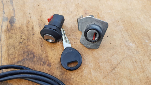 Aprilia Scarabeo 125 - 250 (piaggio) gyújtáskapcsoló zárszettel - 6/8