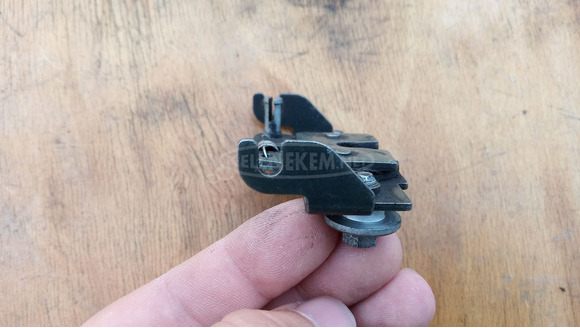 Aprilia Scarabeo 125 - 250 ülészár - 3/6