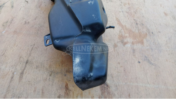 Aprilia Scarabeo 125 - 200 üzemanyag tank - 9/9