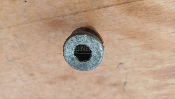 Aprilia Scarabeo 125 - 200 olajleeresztő csavar - 2/4