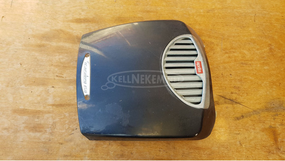 Aprilia Scarabeo 125 - 200 első idom betét 2 - 4/9