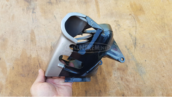 Aprilia Scarabeo 125 - 200 kormány idom - 5/7