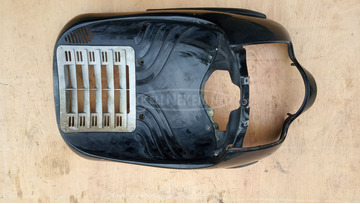 Aprilia Scarabeo 125 - 200 első idom fekete