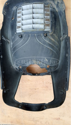 Aprilia Scarabeo 125 - 200 első idom fekete - 8/10