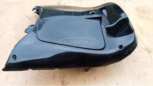 Aprilia Scarabeo 125 - 200 térdidom fekete 2 - 3/9