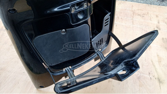 Aprilia Scarabeo 125 - 200 térdidom fekete 3 - 5/9