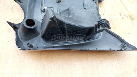 Aprilia Scarabeo 125 - 200 térdidom fekete 3 - 7/9