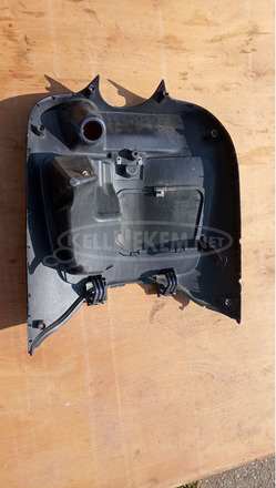 Aprilia Scarabeo 125 - 200 térdidom kék - 7/10