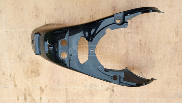 Aprilia Scarabeo 125 - 200 hátsó sárvédő fekete - 1/8