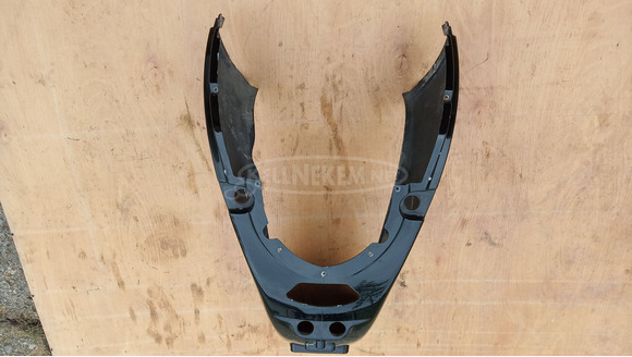 Aprilia Scarabeo 125 - 200 hátsó sárvédő fekete - 8/8