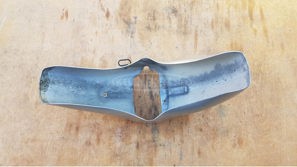 Aprilia Scarabeo 125 - 200 első sárvédő ezüst - 4/8