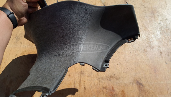 Aprilia Scarabeo 125 - 200 taposó közép - 3/8