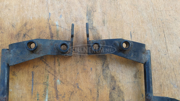 Aprilia Scarabeo 125 - 250 (piaggio) plexi rögzítő konzol - 7/9