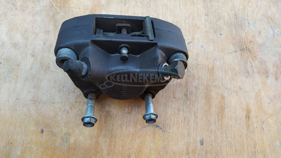 Aprilia Scarabeo 125 - 250 (piaggio) hátsó féknyereg - 1/6