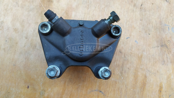 Aprilia Scarabeo 125 - 250 (piaggio) hátsó féknyereg - 2/6