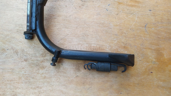 Aprilia Scarabeo 125 - 250 (piaggio) középtámasz - 6/8