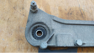 Aprilia Scarabeo 125 - 200 (piaggio) hátsó lengőkar