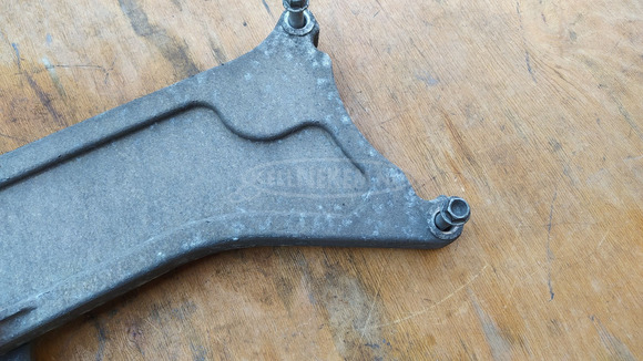 Aprilia Scarabeo 125 - 200 (piaggio) hátsó lengőkar - 3/8