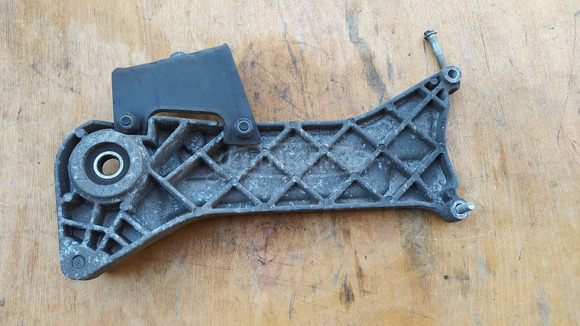 Aprilia Scarabeo 125 - 200 (piaggio) hátsó lengőkar - 5/8