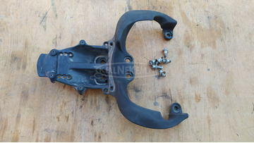 Aprilia Scarabeo 125 - 250 (piaggio) hátsó kapaszkodó