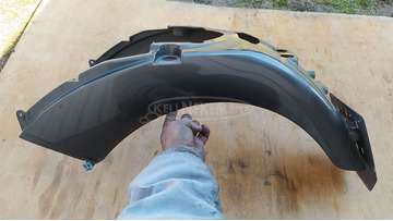 Aprilia Scarabeo 125 - 250 (piaggio) hátsó sárvédő