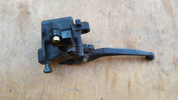 Aprilia Scarabeo 125 - 200 (piaggio) főfékhenger jobbos - 2/7