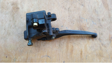 Aprilia Scarabeo 125 - 200 (piaggio) főfékhenger jobbos