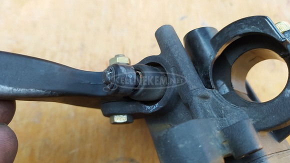 Aprilia Scarabeo 125 - 200 (piaggio) főfékhenger jobbos - 5/7