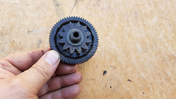 Aprilia Scarabeo 250 (piaggio) közlőkerék