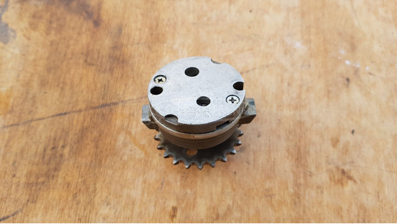 Aprilia Scarabeo 250 (piaggio) olajpumpa - 3/4