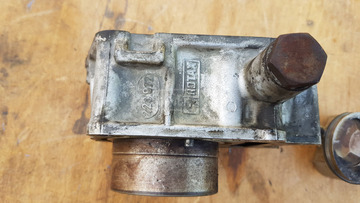 Aprilia Scarabeo 150 henger