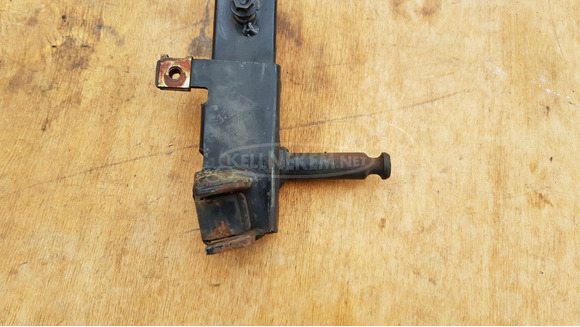 Aprilia Scarabeo 125 - 250 (piaggio) hátsó lábtartó konzol balos - 5/5