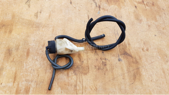 Aprilia Scarabeo 125 - 250 (piaggio) kiegyenlítő tartály - 1/6