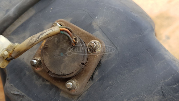 Aprilia Scarabeo 125 - 250 (piaggio) üzemanyag tank - 2/7