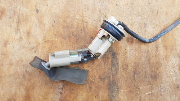 Piaggio Beverly Tourer 400 benzinpumpa