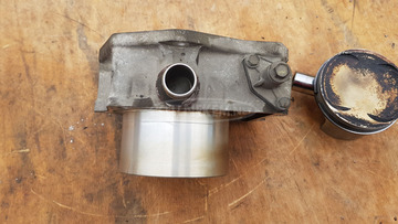 Piaggio Beverly Tourer 400 henger