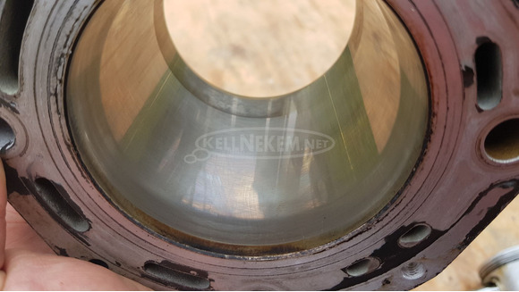 Piaggio Beverly Tourer 400 henger - 9/10