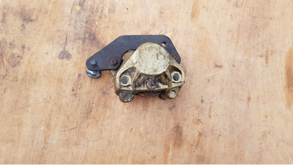 Piaggio Beverly Tourer 400 hátsó féknyereg - 3/5